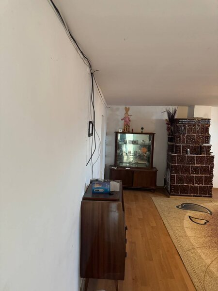 Balaceanca, la 10 min. de Bucuresti, vila P+1+M cu 6 camere dec., reducere.